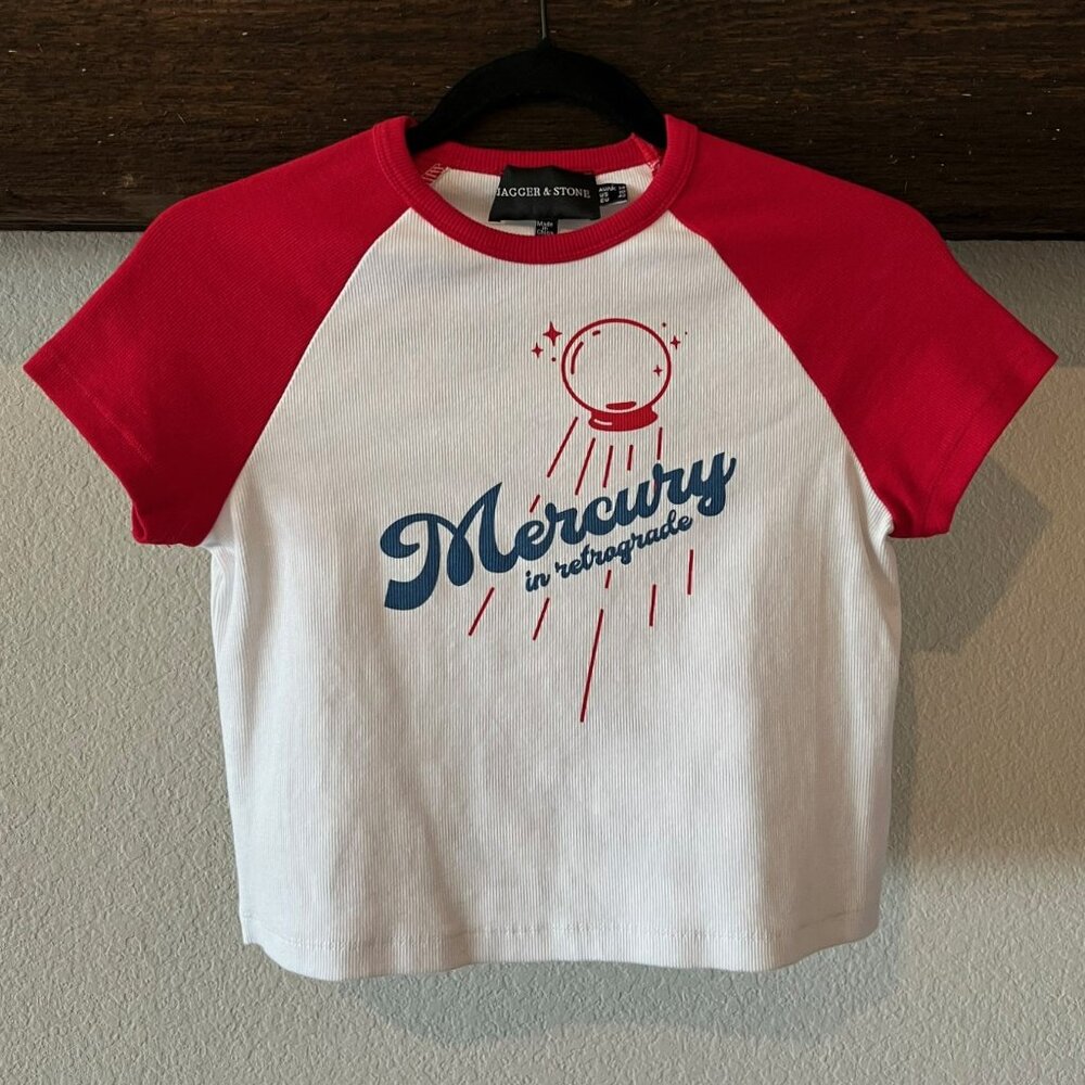 Jagger & Stone Cropped Graphic Tee